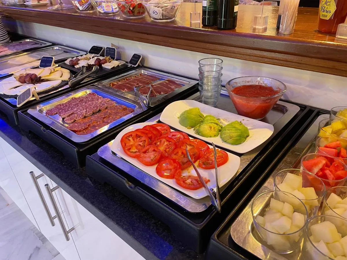Hotel Plaza Cavana Nerja