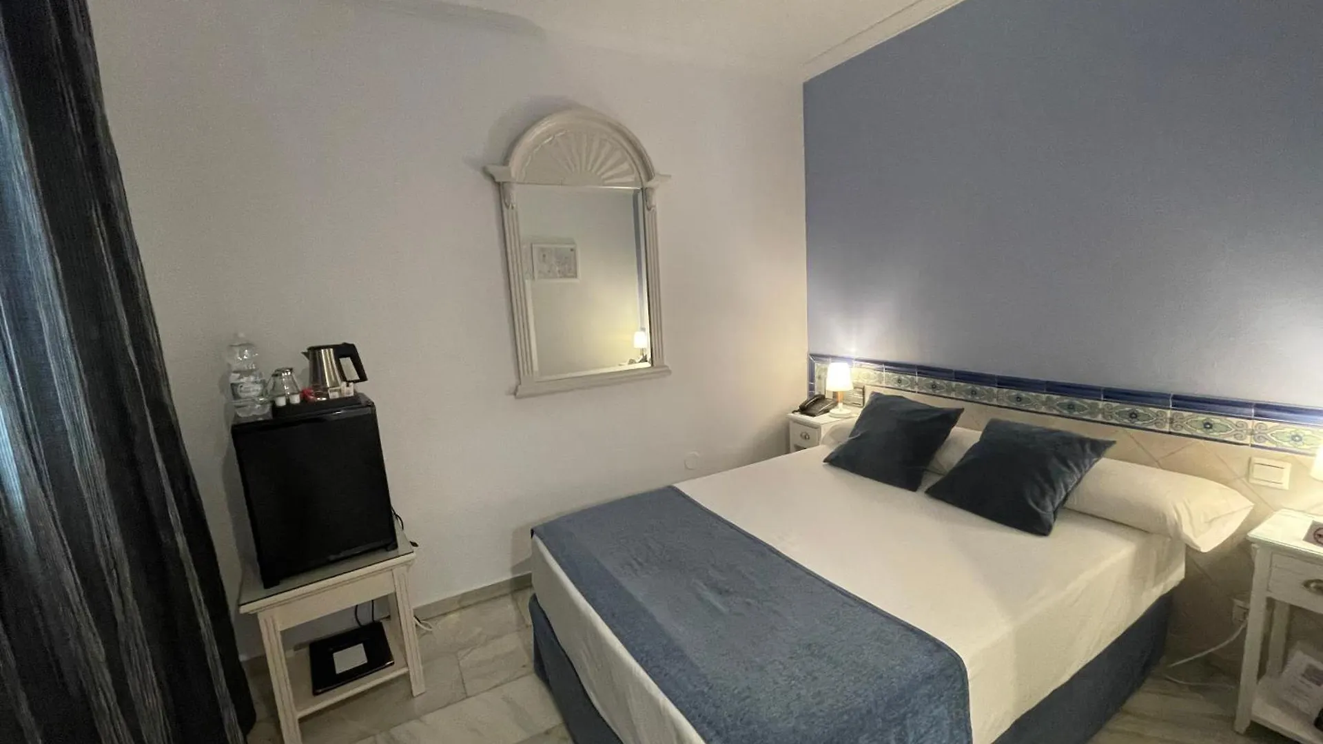 Hotel Plaza Cavana Nerja