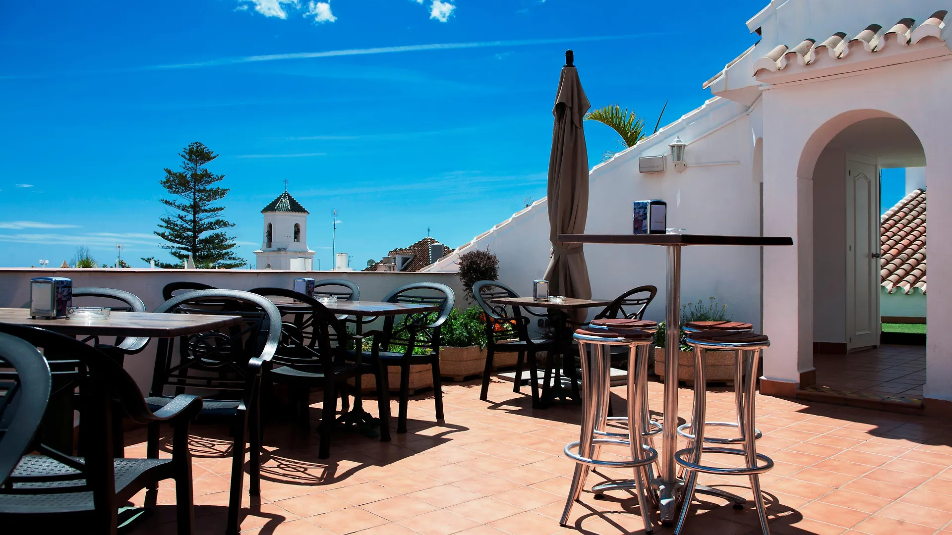 Hotel Plaza Cavana Nerja