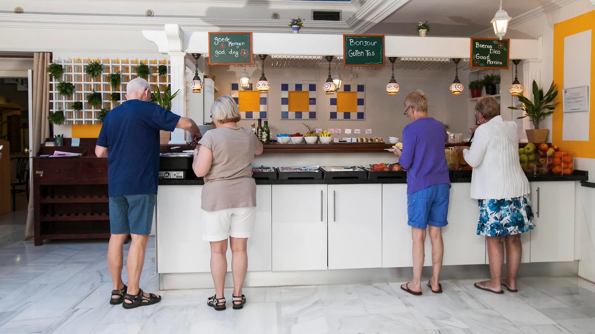 Hotel Plaza Cavana Nerja
