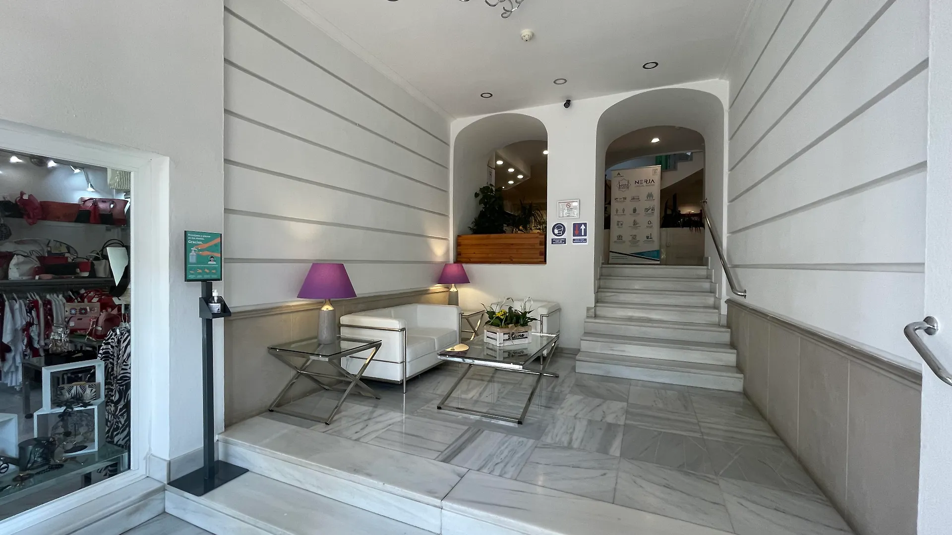 Hotel Plaza Cavana Nerja