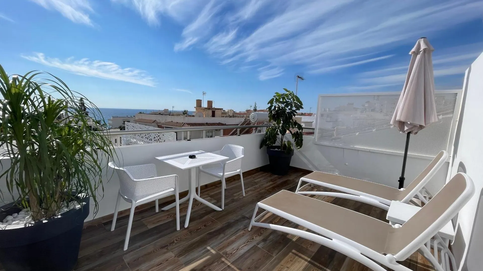 Hotel Plaza Cavana Nerja